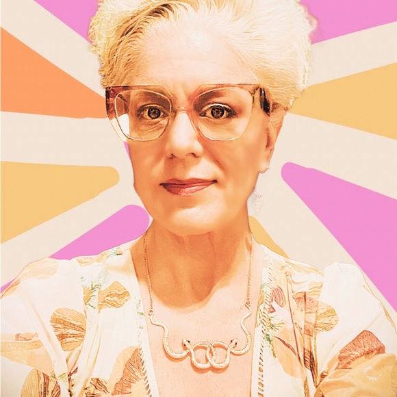 Meet your Posher, Janice - Picture 2 of 16